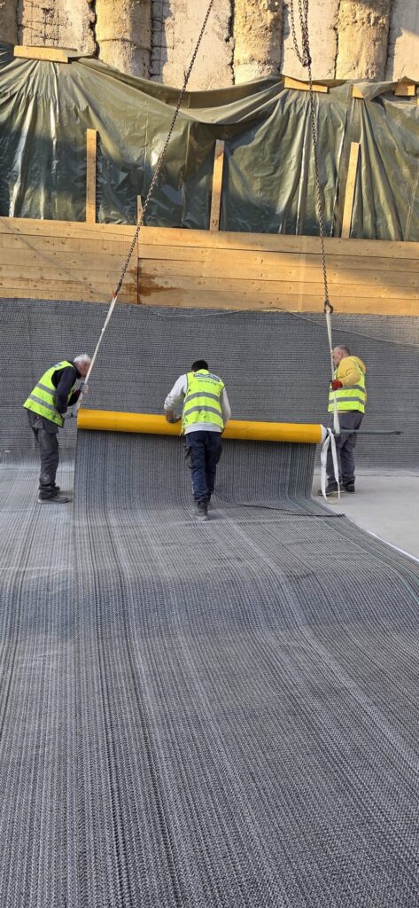 Ugradnja bentonitne GCL membrane na podzemni betonski zid – Hiperflex